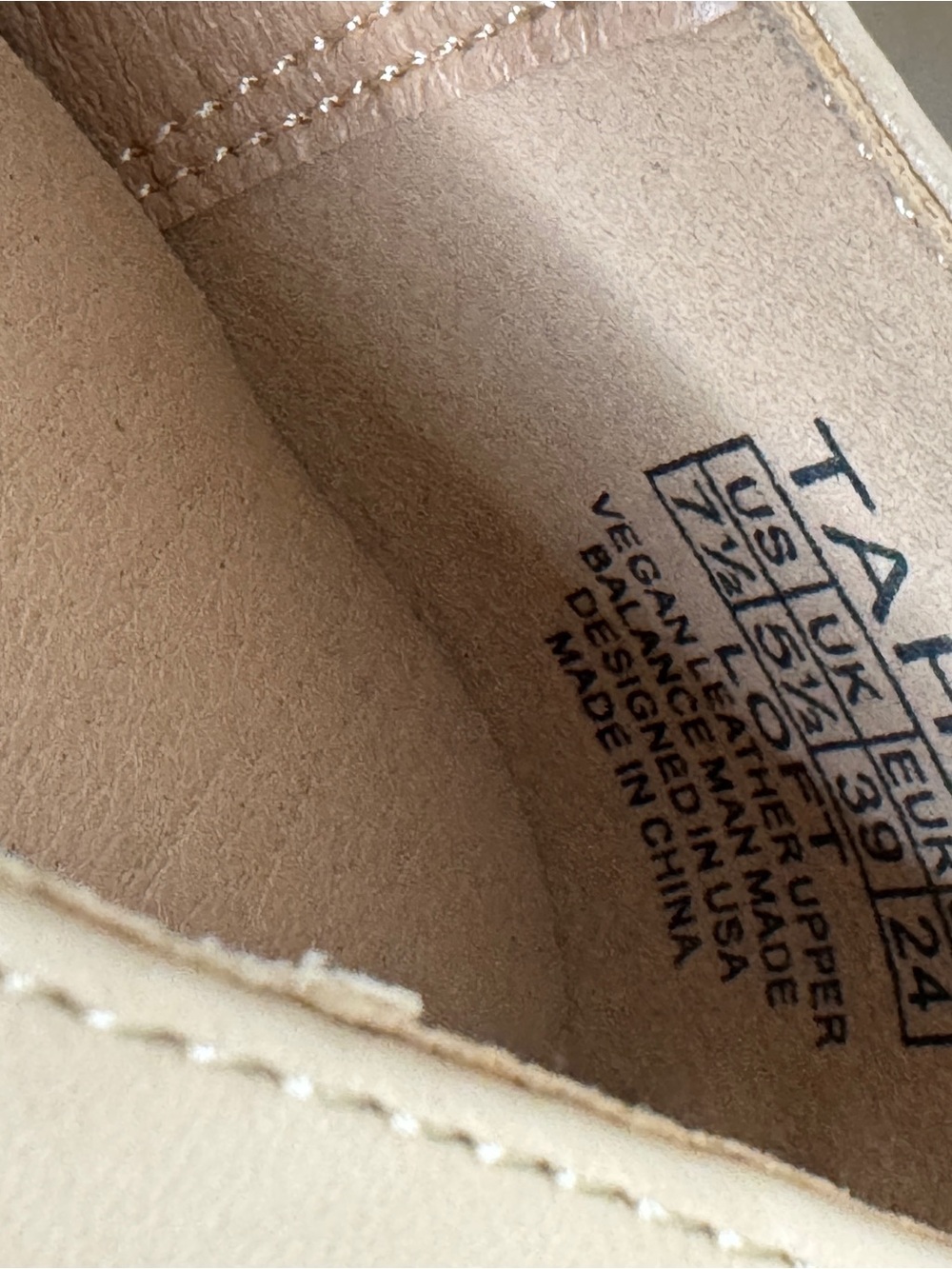 Tahari Mary Jane Cap-Toe Mary Jane Flats Black Camel New Size 7.5 - Picture 5 of 5